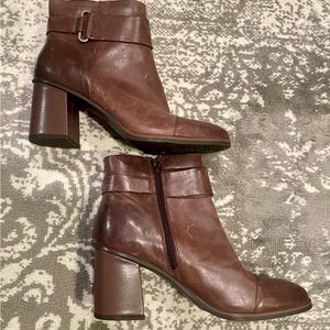 Korks size 10-Distressed Ankle boots- 3” block heel - worn only a few times EUC